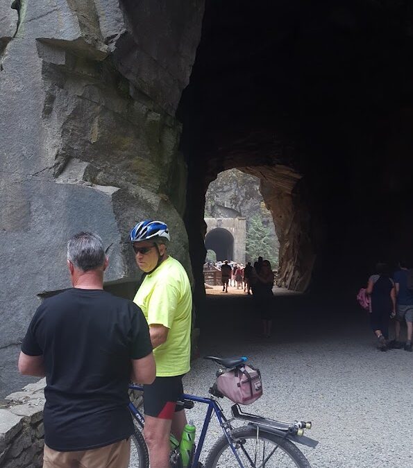 Othello Tunnels WALKING/HIKING TRAIL LOOP w25
