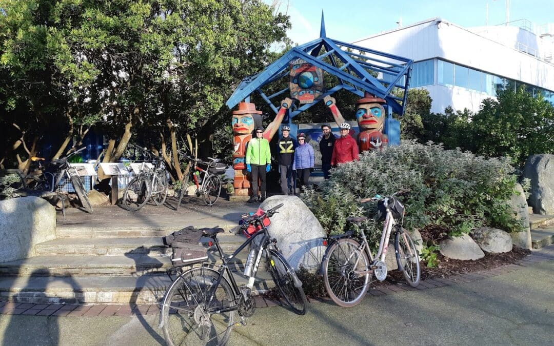 Capilano-Mosquito Creek HIKING/CYCLING TRAIL LOOP t63