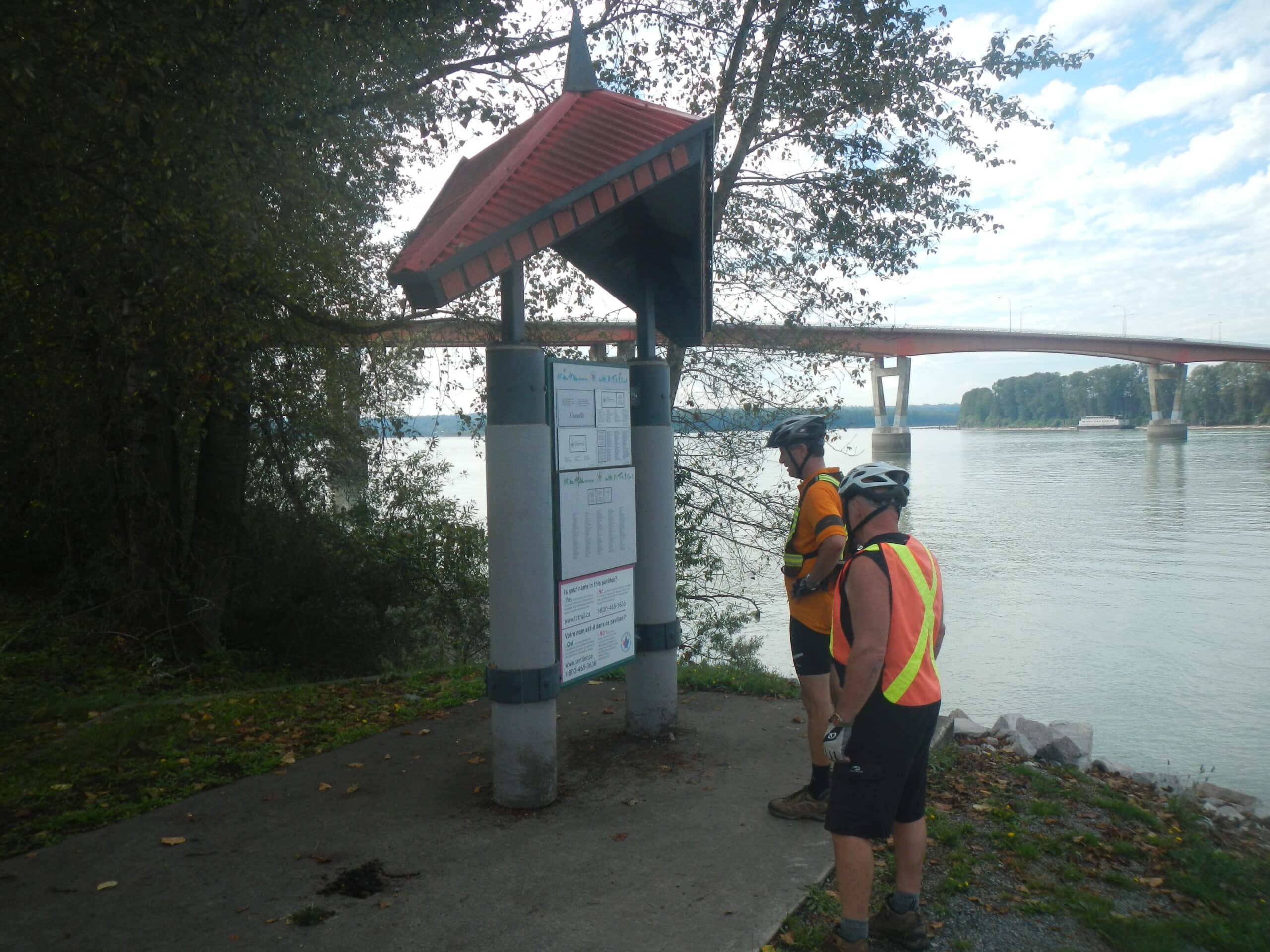 Matsqui Trail WALKING/HIKING TRAIL LOOP w20